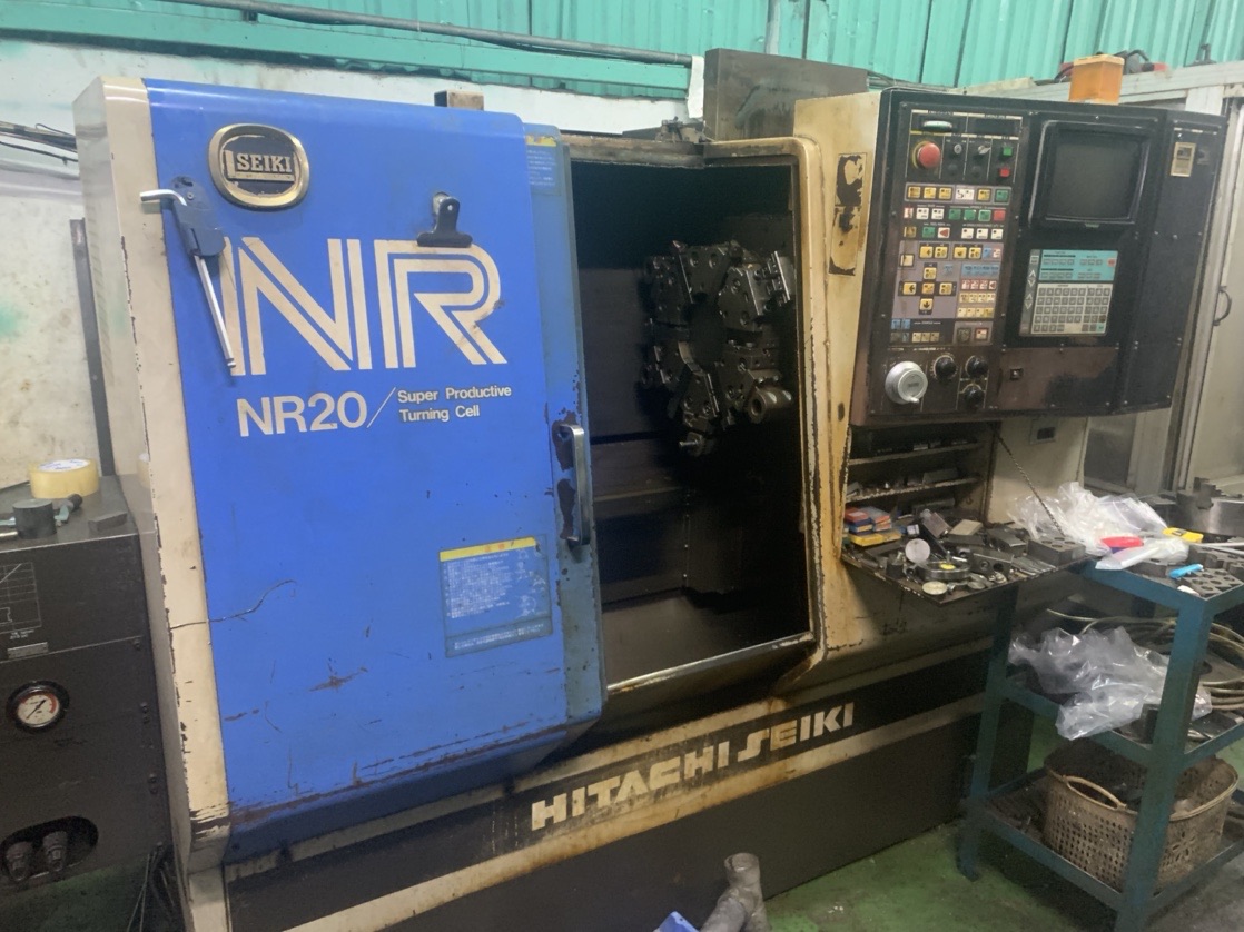 CNC lathe machine 3.jpg